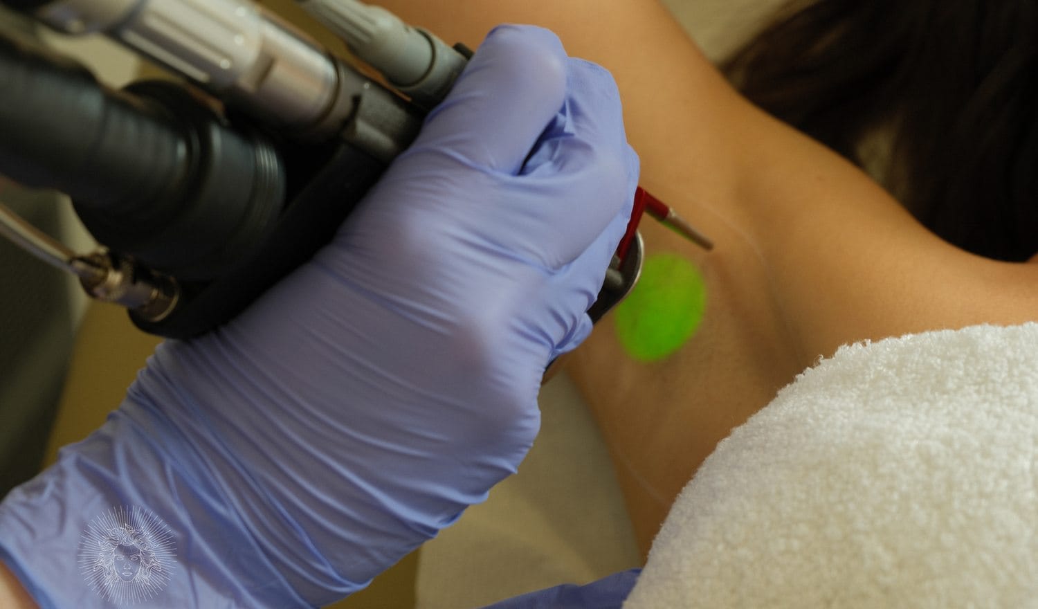 Épilation laser visage et corps — Maison Andromède, Génissac près de Libourne