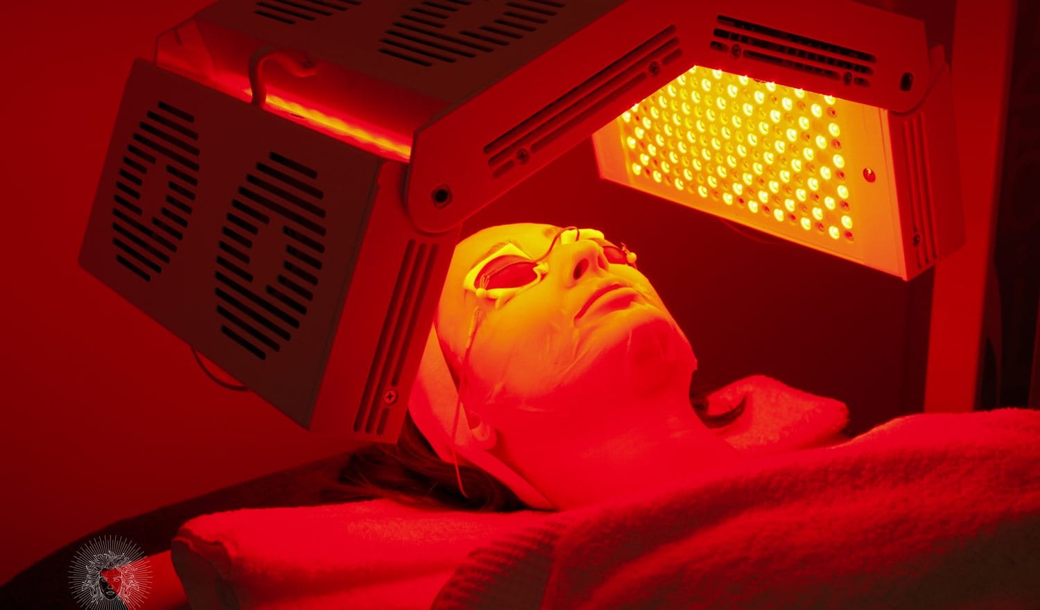 Soin LED visage — Maison Andromède